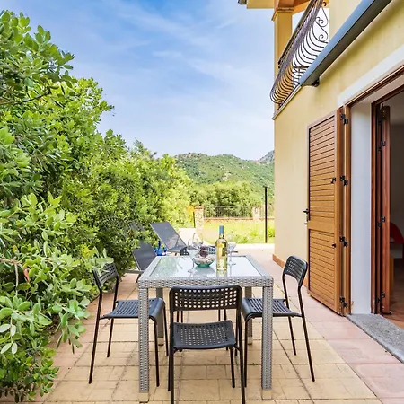 Apartment Vicino Al Mare Bacu E Ludu A