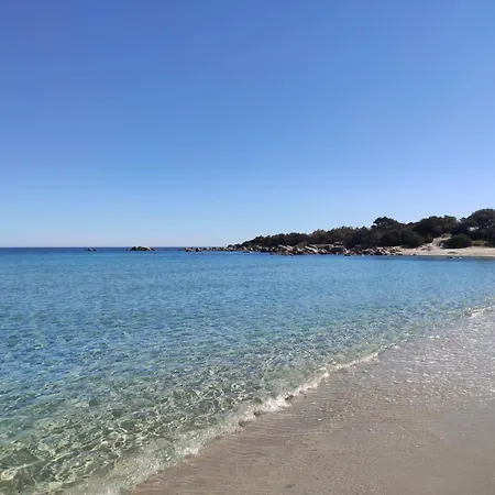 Vicino Al Mare Bacu E Ludu A *